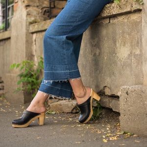 Swedish high platform clogs size 39